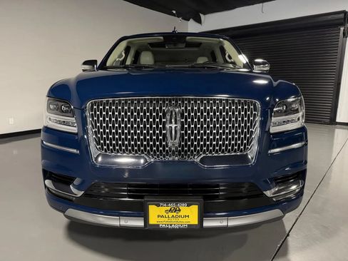 Used 2019 Lincoln Navigator Black Label w/ Cargo Package AWD/4WD image 2