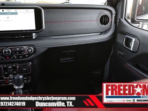 Certified 2024 Jeep Wrangler Unlimited Rubicon 392 image 39