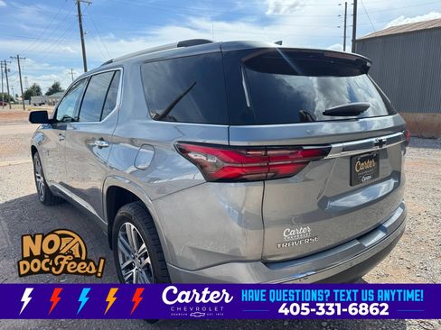 Used 2023 Chevrolet Traverse High Country FWD image 11