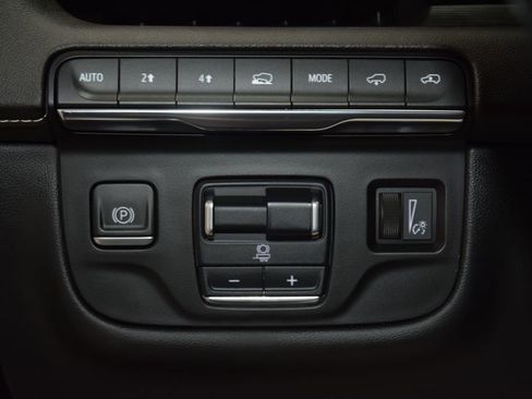 Used 2022 Cadillac Escalade Sport w/ Touring Package AWD/4WD image 36