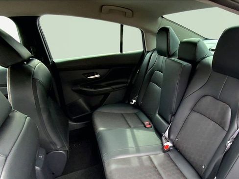 New 2026 Nissan Sentra SR w/ SR Premium Package FWD image 11