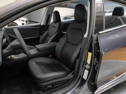 Used 2024 Tesla Model 3 Standard Range RWD image 28