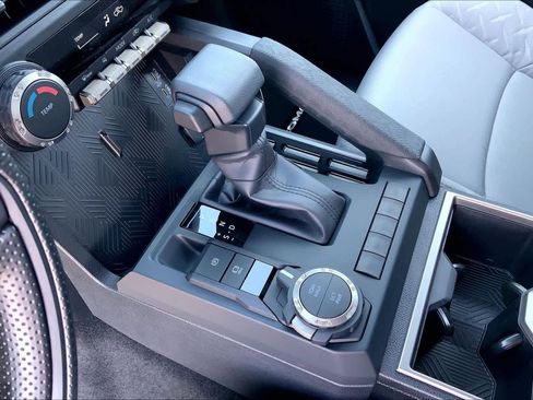 New 2026 Toyota Tacoma SR5 AWD/4WD image 7
