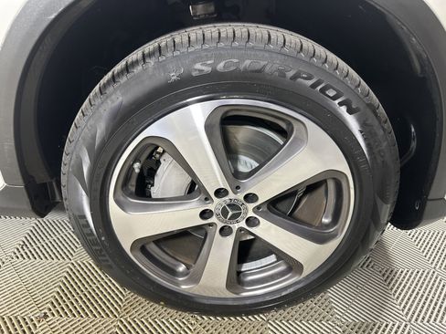 Used 2022 Mercedes-Benz GLC 300 4MATIC image 27