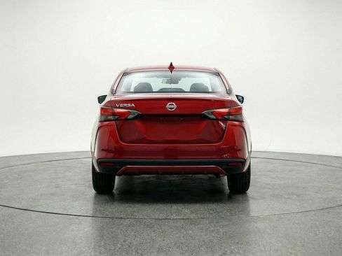 Used 2025 Nissan Versa SV image 7