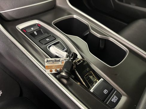 Used 2021 Honda Accord Sport image 19
