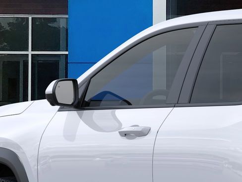 New 2026 Chevrolet Equinox LT w/ Safety and Technology Package FWD image 36