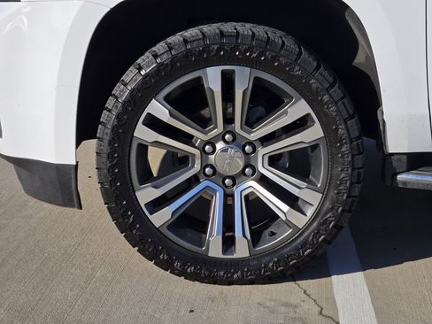 Used 2017 GMC Yukon Denali w/ Open Road Package image 8