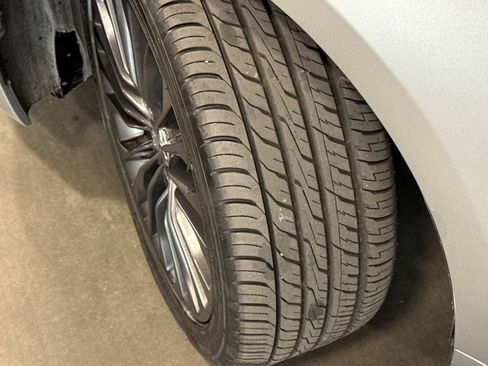 Used 2017 Toyota Avalon Touring w/ Protection Package FWD image 17