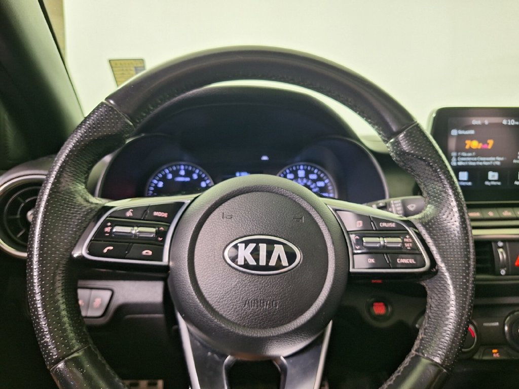 Used 2021 Kia Forte GT-Line w/ GT-Line Premium Package FWD image 18