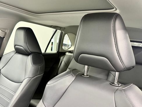 Certified 2025 Toyota RAV4 XLE Premium image 22