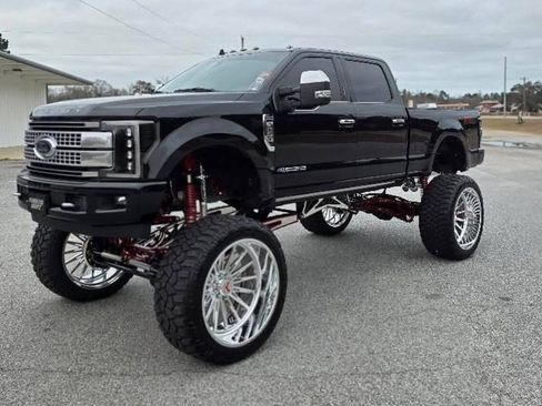 Used 2019 Ford F250 4x4 Crew Cab Super Duty image 5