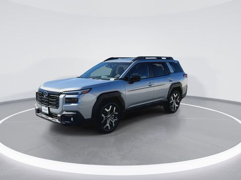 New 2026 Subaru Outback Touring XT image 4