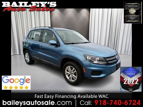Used 2017 Volkswagen Tiguan S image 1