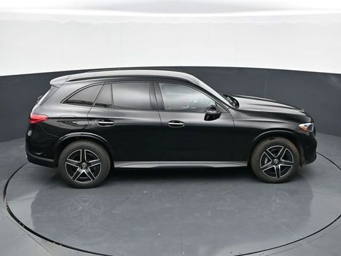 Used 2023 Mercedes-Benz GLC 300 image 34