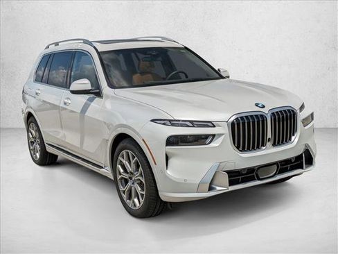 Used 2026 BMW X7 xDrive40i image 7