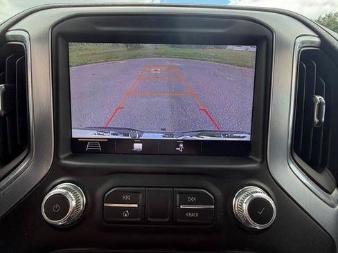 Used 2019 GMC Sierra 1500 SLT w/ SLT Premium Plus Package AWD/4WD image 29