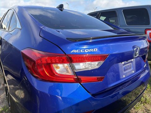 Used 2022 Honda Accord Sport image 8