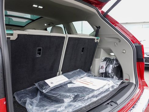 Certified 2025 Volkswagen Atlas SEL image 29