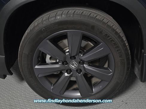 Certified 2025 Honda Pilot Sport image 9