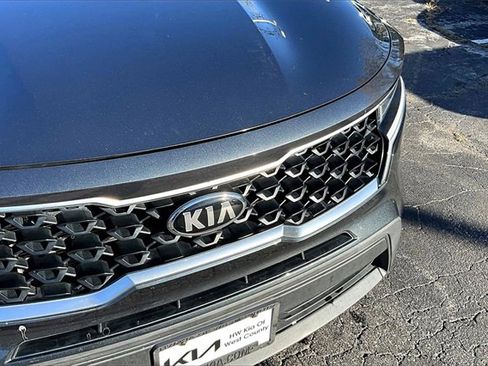 Used 2021 Kia Sorento LX image 26