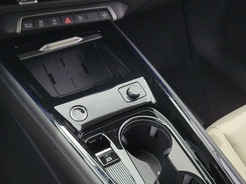 New 2026 Audi Q3 quattro 2.0T AWD/4WD image 14