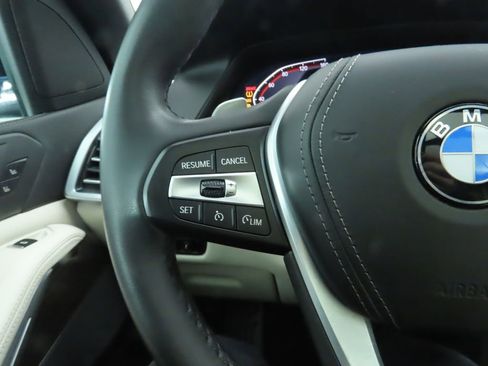 Used 2021 BMW X5 sDrive40i w/ Luxury Seating Package 2 image 11