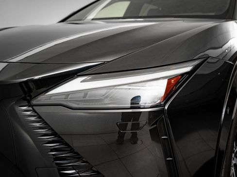 Certified 2024 Lexus RZ 300e Premium w/ Technology Package image 14