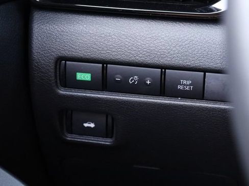 Certified 2023 Nissan Sentra SV w/ All-Weather Package FWD image 19