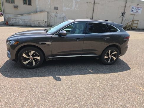 Used 2023 Jaguar F-PACE S AWD/4WD image 7