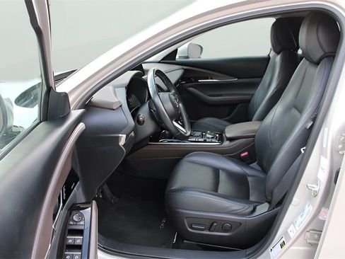 Used 2024 MAZDA CX-30 AWD 2.5 S w/ Premium Package image 9