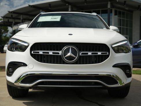 New 2026 Mercedes-Benz GLA 250 4MATIC image 9