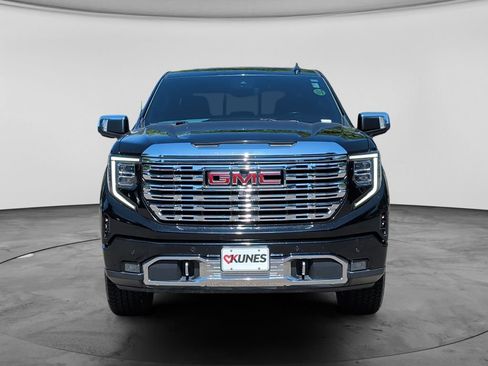 Used 2022 GMC Sierra 1500 Denali AWD/4WD image 2