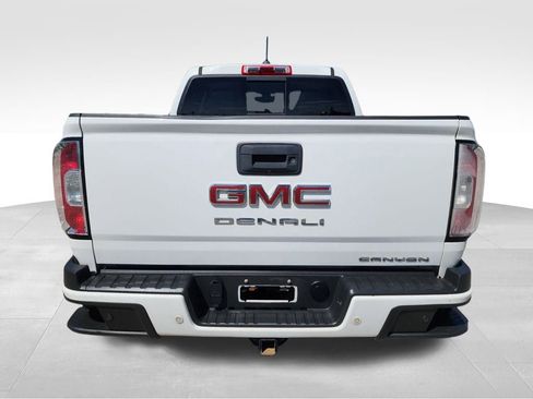 Used 2021 GMC Canyon Denali image 7