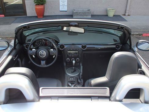 Used 2013 MAZDA MX-5 Miata Grand Touring w/ Premium Pkg image 21