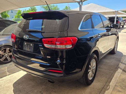 Used 2018 Kia Sorento L FWD image 7