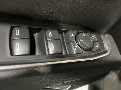 Used 2025 GMC Sierra 1500 SLT AWD/4WD image 30