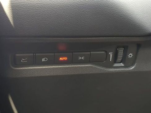 Used 2025 Dodge Charger R/T w/ Sun & Sound Package image 27