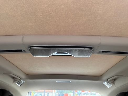 Used 2024 Mercedes-Benz Maybach S 580 4MATIC image 42