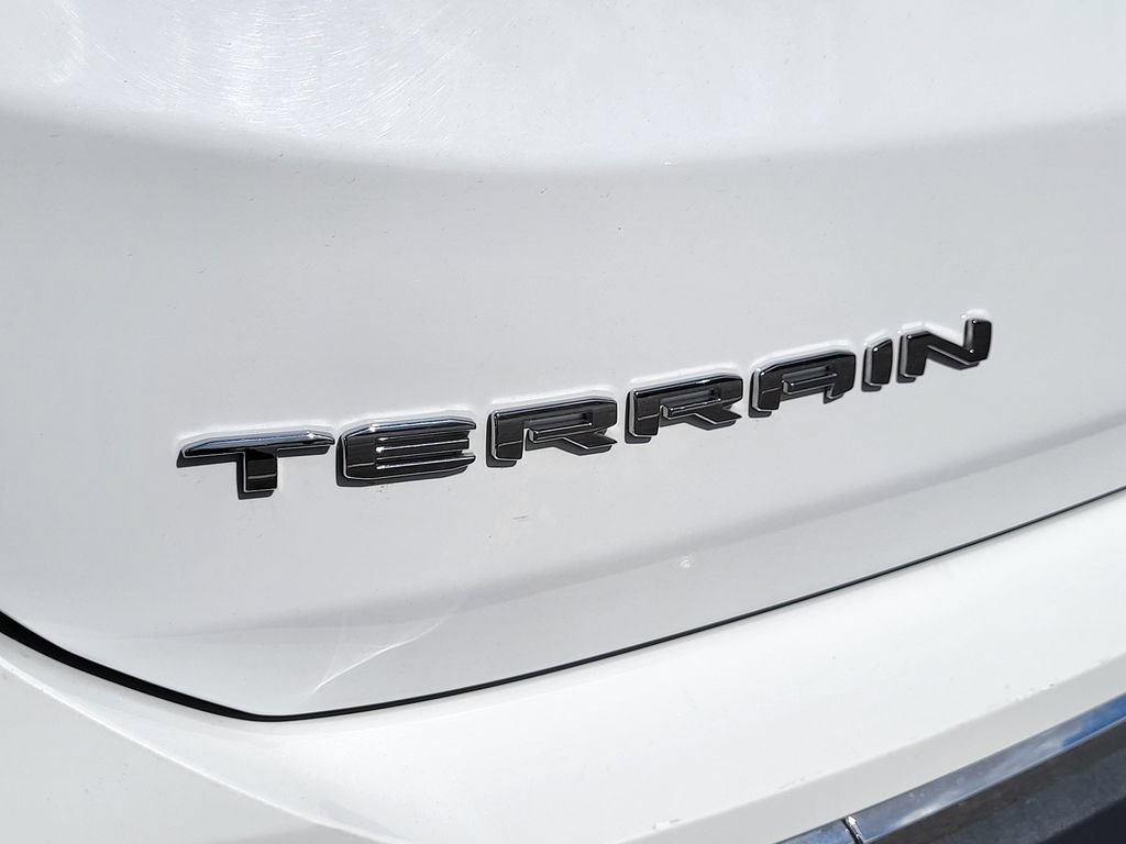 Used 2024 GMC Terrain SLT AWD/4WD image 8