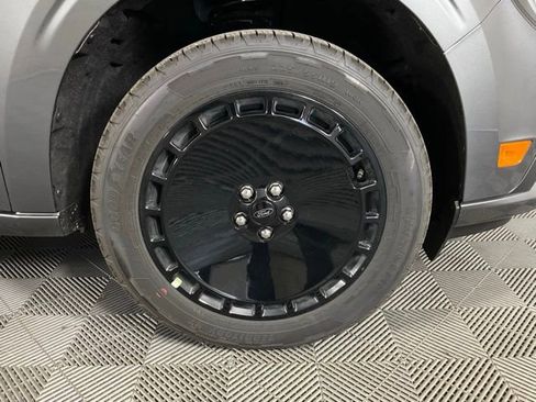 New 2026 Ford Maverick Lobo image 10