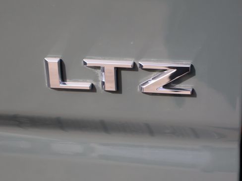 Used 2025 Chevrolet Silverado 1500 LTZ w/ LTZ Convenience Package II image 20