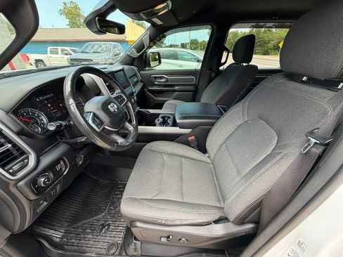 Used 2020 RAM 1500 Big Horn AWD/4WD image 9