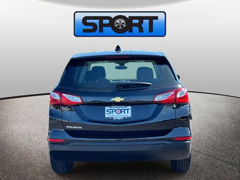 Used 2020 Chevrolet Equinox LS FWD image 3