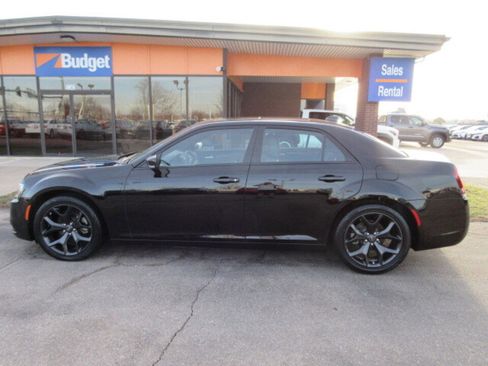 Used 2023 Chrysler 300 S w/ Comfort Group image 2