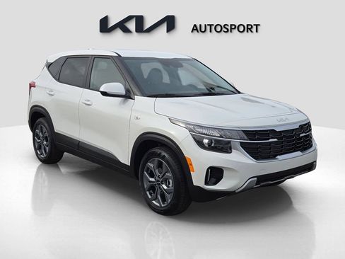 New 2026 Kia Seltos LX image 3