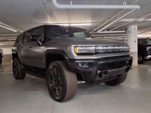 New 2026 GMC Hummer EV 3X w/ Carbon Fiber Edition Package AWD/4WD image 3
