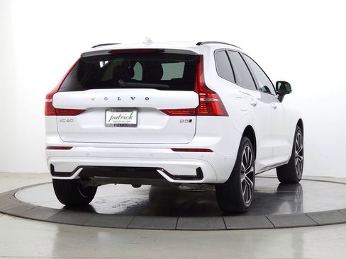 Certified 2024 Volvo XC60 B5 Plus w/ Climate Package AWD/4WD image 12