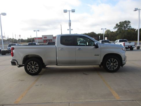 Used 2019 Chevrolet Silverado 1500 LT w/ Texas Edition image 8