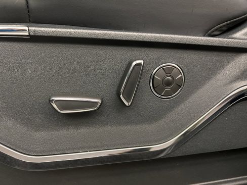 New 2025 Ford F150 Platinum w/ Equipment Group 702A High image 30